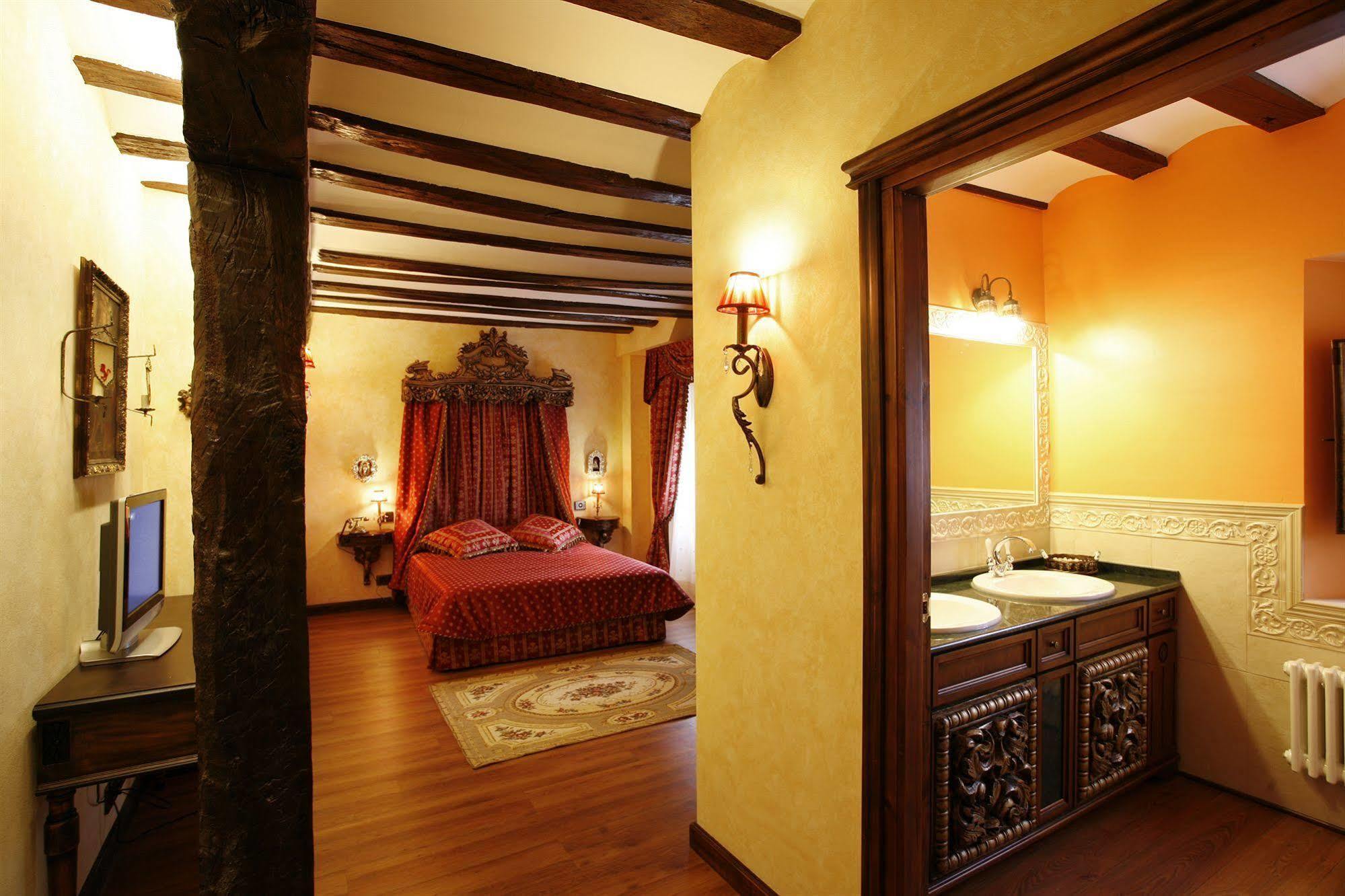 Hotel Boutique Real Casona De Las Amas Azofra Chambre photo